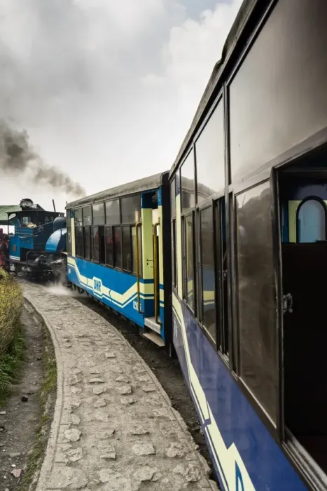 Framed Print : Darjeeling Himalayan Railway Framed Print : Darjeeling Himalayan Railway