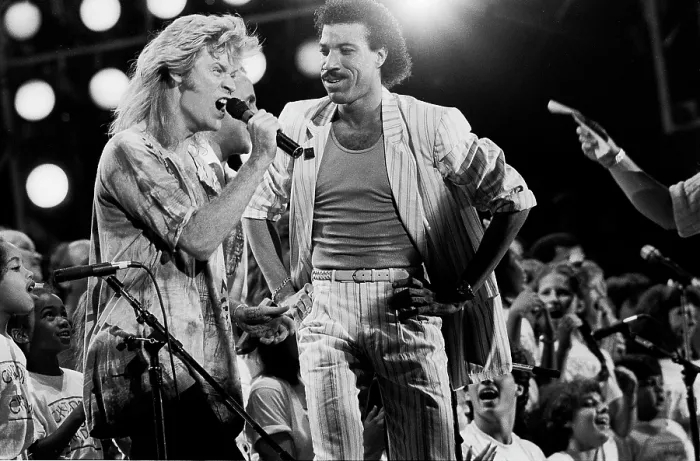 Framed Print : Darryl Hall And Lionel Richie At Live Aid Framed Print : Darryl Hall And Lionel Richie At Live Aid