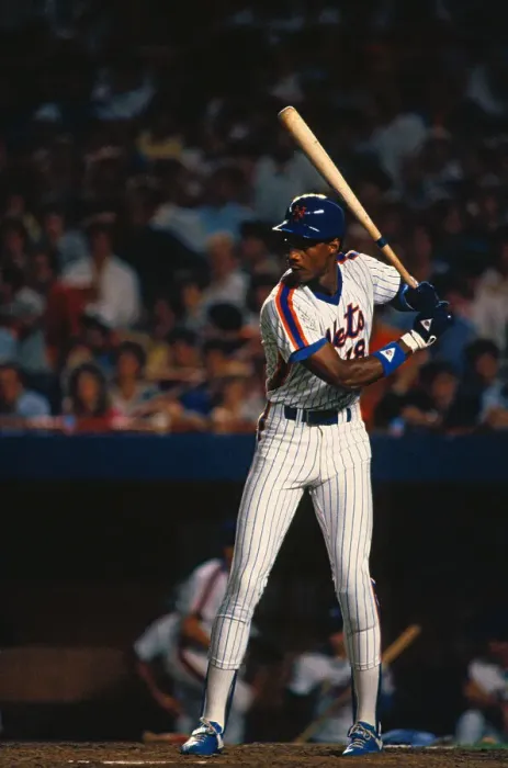 Framed Print : Darryl Strawberry Holding Bat Framed Print : Darryl Strawberry Holding Bat