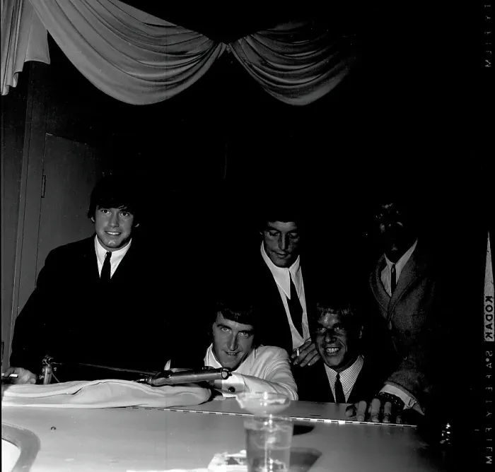 Framed Print : Dave Clark 5 Around A Piano Framed Print : Dave Clark 5 Around A Piano