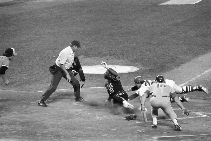 Framed Print : Dave Parker Scores from First Base