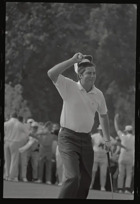 Framed Print : Dave Stockton Removing His Cap