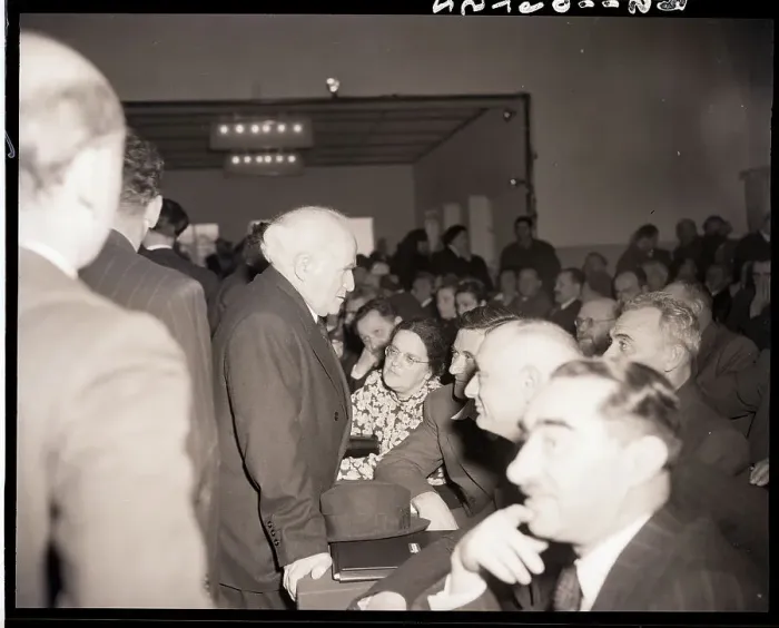 Framed Print : David Ben Gurion Speaking with Colleagues