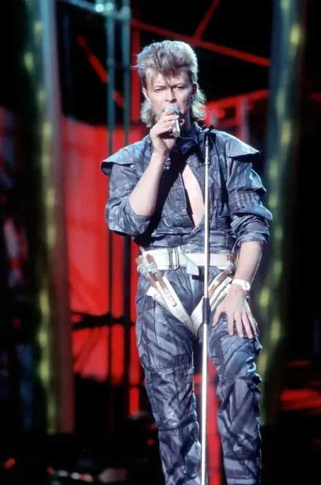 Framed Print : David Bowie Performing Framed Print : David Bowie Performing