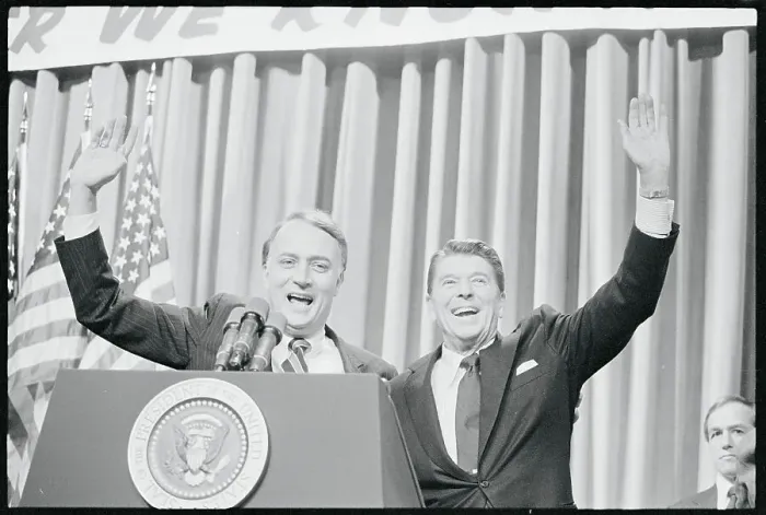 Framed Print : David Durenberger with President Reagan Framed Print : David Durenberger with President Reagan