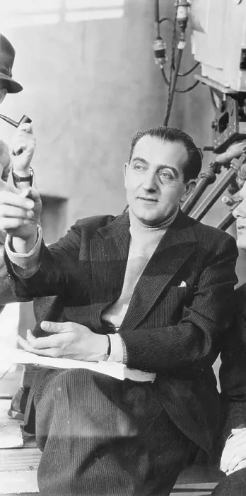 Framed Print : David Tyrrell With Director Fritz Lang Framed Print : David Tyrrell With Director Fritz Lang
