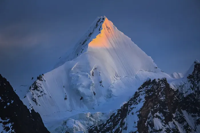 Framed Print : Dawn Light Over Angel Peak (Angel Sar), Concordia, Central Karakoram National Park, Gilgit-Baltistan, Pakistan Framed Print : Dawn Light Over Angel Peak (Angel Sar), Concordia, Central Karakoram National Park, Gilgit-Baltistan, Pakistan