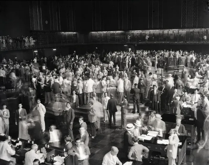 Framed Print : Dealers on Grain Trading Floor Framed Print : Dealers on Grain Trading Floor