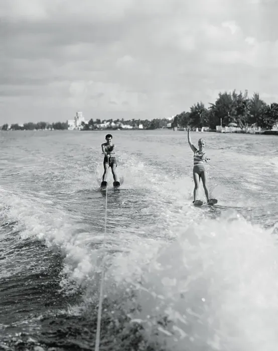 Framed Print : Debbie Reynolds and Husband Water-Skiing Framed Print : Debbie Reynolds and Husband Water-Skiing