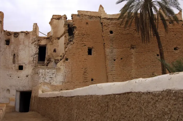 Framed Print : Decaying clay buildings in the old town of Ghadames, UNESCO world heritage, Libya Framed Print : Decaying clay buildings in the old town of Ghadames, UNESCO world heritage, Libya