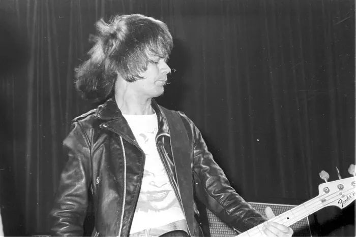 Framed Print : Dee Dee Ramone Framed Print : Dee Dee Ramone