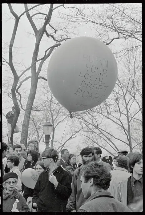 Framed Print : Demonstrators Protesting Vietnam War Framed Print : Demonstrators Protesting Vietnam War