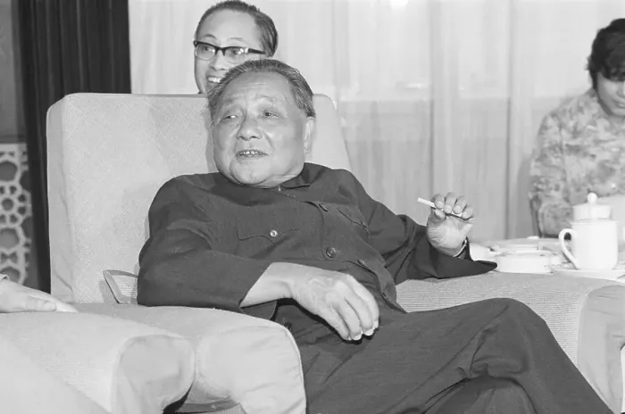 Framed Print : Deng Xiaoping Framed Print : Deng Xiaoping