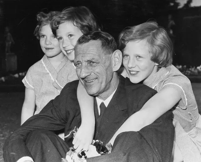 Framed Print : Denmark's King with Daughters Framed Print : Denmark's King with Daughters