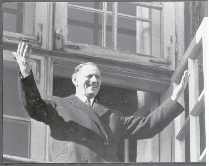 Framed Print : Denmark's King Frederick Raising His Arms Framed Print : Denmark's King Frederick Raising His Arms