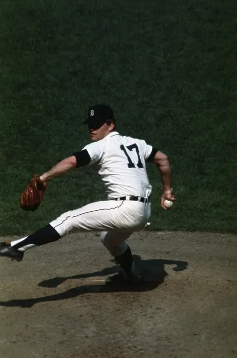 Framed Print : Denny McLain Pitching Framed Print : Denny McLain Pitching