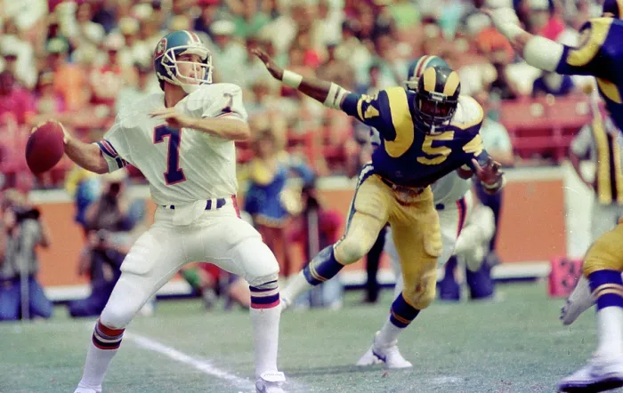 Framed Print : Denver Broncos QB John Elway Game Action Framed Print : Denver Broncos QB John Elway Game Action