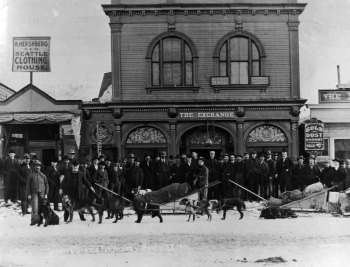 Framed Print : Departure Of A Dog Team From Dawson City To Valdez, Alaska Framed Print : Departure Of A Dog Team From Dawson City To Valdez, Alaska