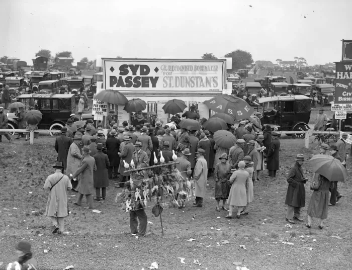 Framed Print : Derby Day. 5th June 1929: Balloon vendors trading at Epsom Downs during Framed Print : Derby Day. 5th June 1929: Balloon vendors trading at Epsom Downs during