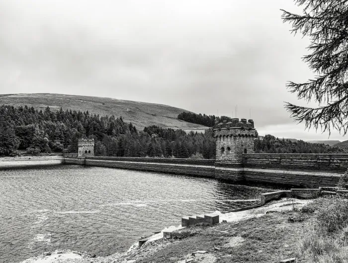 Framed Print : Derwent dam black and white Framed Print : Derwent dam black and white