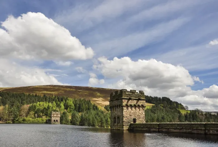 Framed Print : Derwent dam, Derbyshire, England Framed Print : Derwent dam, Derbyshire, England
