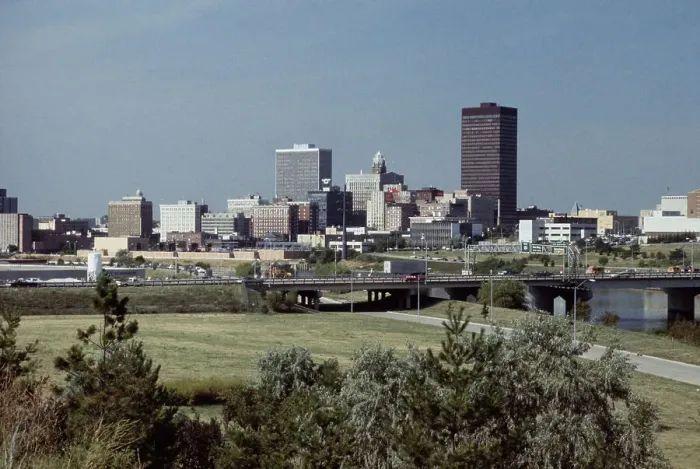 Framed Print : Des Moines Skyline Framed Print : Des Moines Skyline