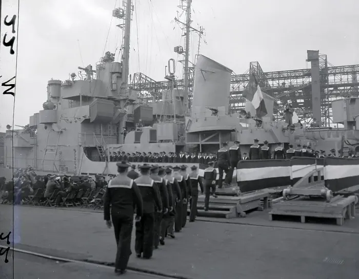 Framed Print : Two Destroyer Escorts Given To France Framed Print : Two Destroyer Escorts Given To France