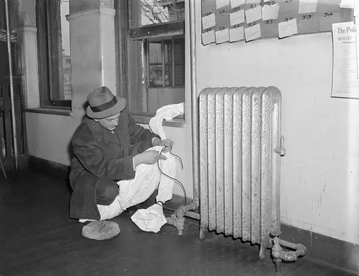 Framed Print : Detective Examining Rope Used by Mobster Abe Reles