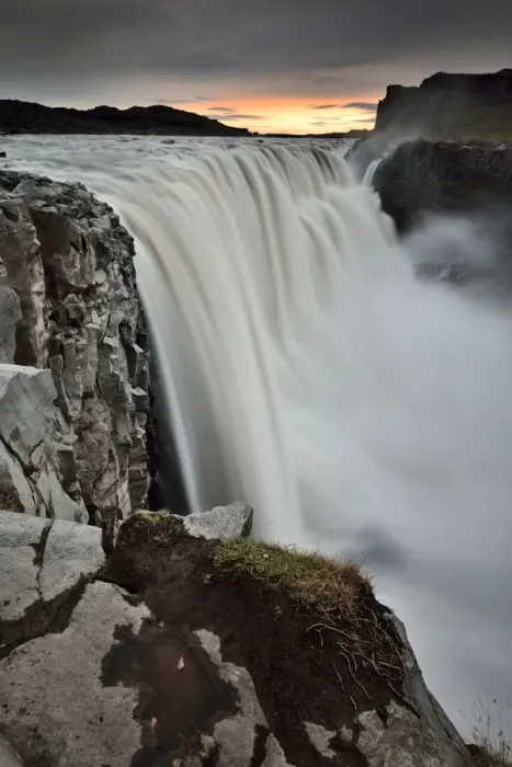 Framed Print : DETIFOSS WATERFALL IN ICELAND Framed Print : DETIFOSS WATERFALL IN ICELAND