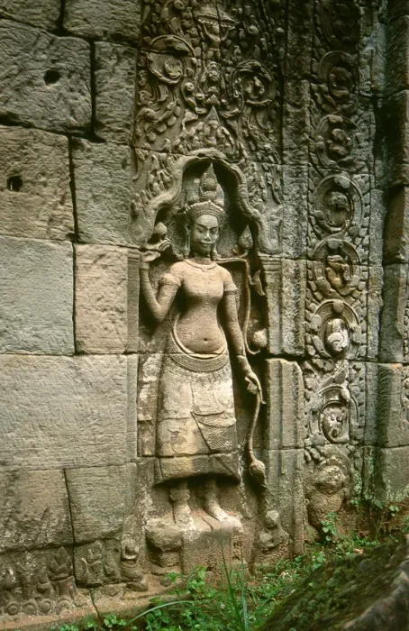 Framed Print : Devata (Divinity), Angkor Vat Framed Print : Devata (Divinity), Angkor Vat