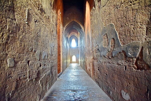 Dhamma Yan Gyi corridor Temple, Bagan, unesco ruins Myanmar. Asia