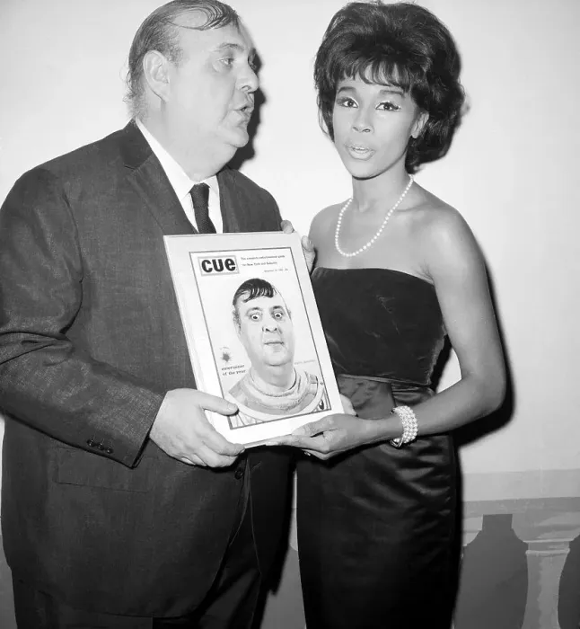 Framed Print : Diahann Carroll Presents Zero Mostel with Award Framed Print : Diahann Carroll Presents Zero Mostel with Award