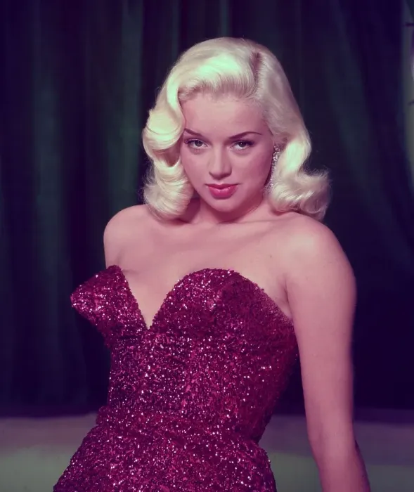 Framed Print : Diana Dors Framed Print : Diana Dors