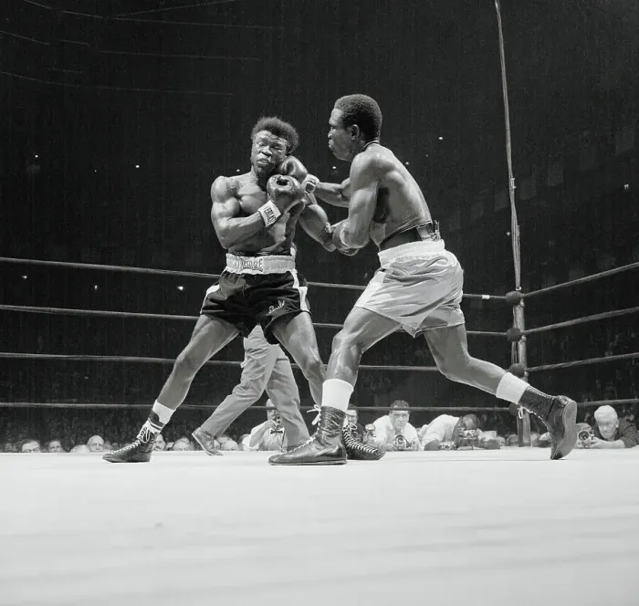 Framed Print : Dick Tiger Punching Emile Griffith During Bout