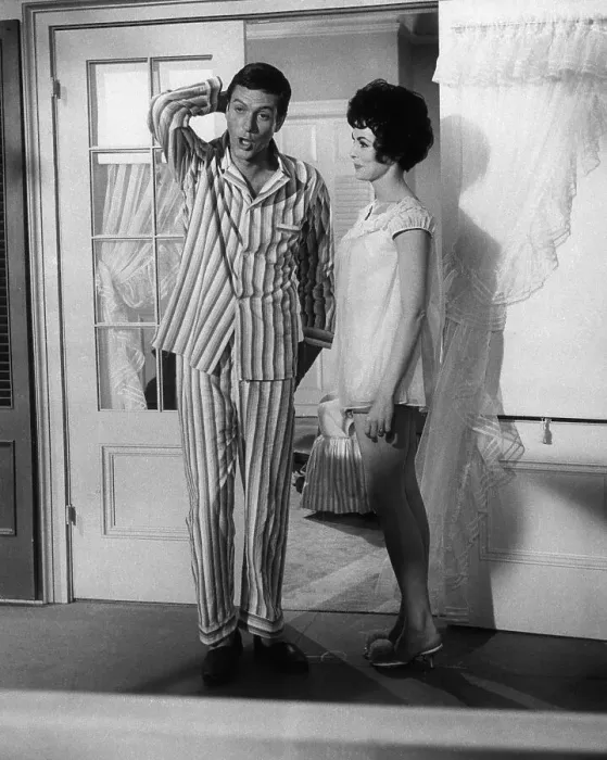 Framed Print : Dick Van Dyke And Janet Leigh in Bye Bye Birdie Framed Print : Dick Van Dyke And Janet Leigh in Bye Bye Birdie