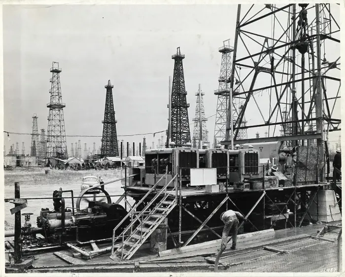 Framed Print : Diesel Engines Drive Drilling Rig Framed Print : Diesel Engines Drive Drilling Rig
