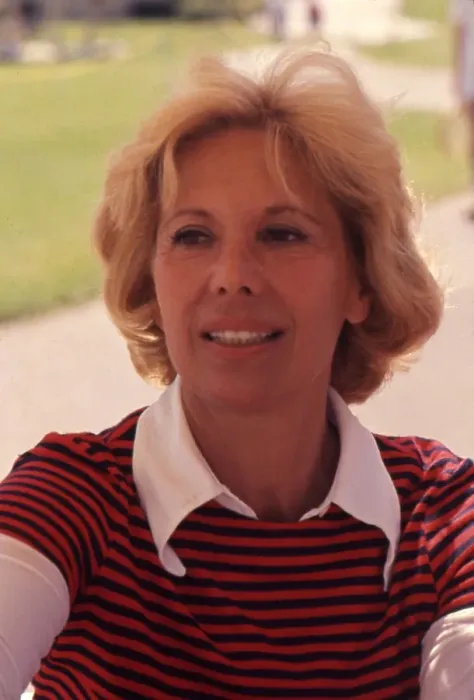 Framed Print : Dinah Shore on the Golf Course Framed Print : Dinah Shore on the Golf Course