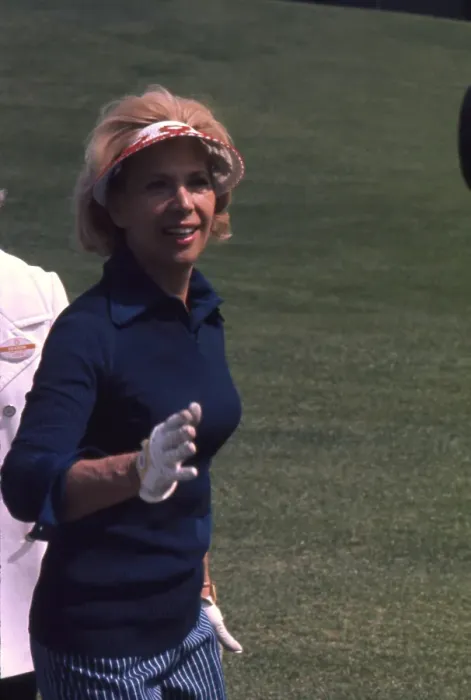Framed Print : Dinah Shore Playing Golf