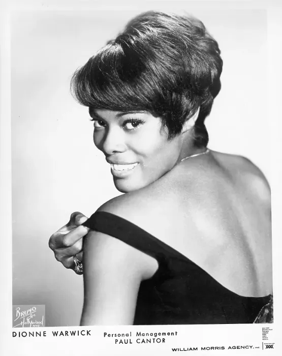 Framed Print : Dionne Warwick Portrait Framed Print : Dionne Warwick Portrait