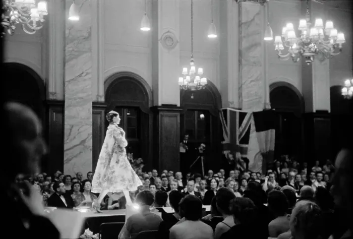 Framed Print : Dior Show In Glasgow Framed Print : Dior Show In Glasgow