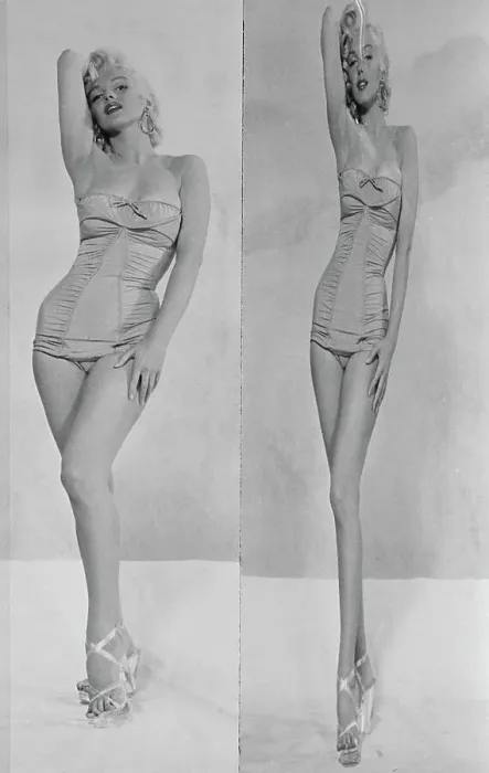 Framed Print : Diptych of Marilyn Monroe with Special Effect Framed Print : Diptych of Marilyn Monroe with Special Effect