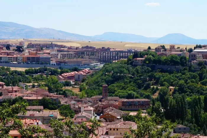 Framed Print : Distant view on old city of Segovia, Spain Framed Print : Distant view on old city of Segovia, Spain