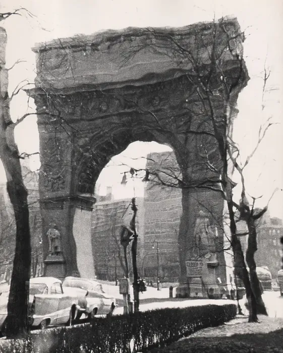 Framed Print : Distorted Image of the Washington Square Arch in the 1950's Framed Print : Distorted Image of the Washington Square Arch in the 1950's