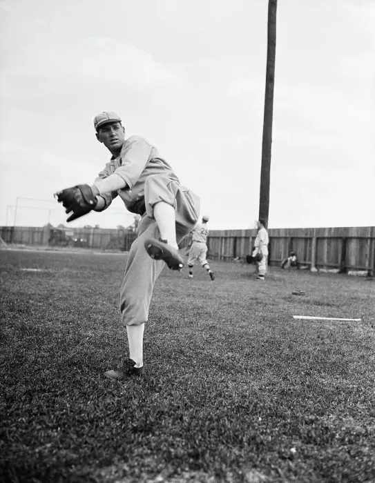 Framed Print : Dizzy Dean Pitching At Training Camp Framed Print : Dizzy Dean Pitching At Training Camp
