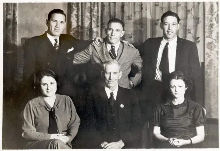 Framed Print : Dizzy Dean Shown With Family Framed Print : Dizzy Dean Shown With Family