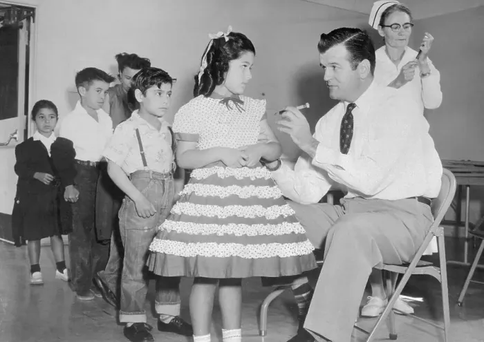 Framed Print : Doctor Inoculating Schoolchildren
