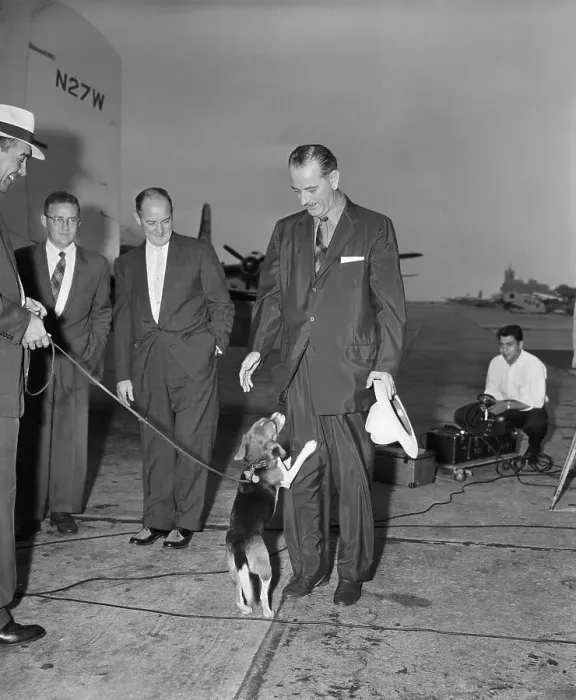 Framed Print : Dog Greeting Lyndon Johnson Framed Print : Dog Greeting Lyndon Johnson