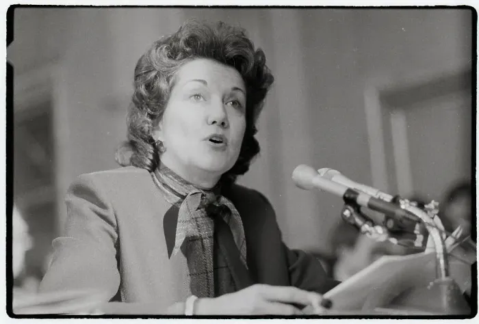 Framed Print : Dole Testifying at Senate Hearing Framed Print : Dole Testifying at Senate Hearing