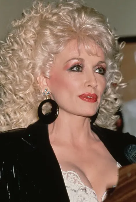 Framed Print : Dolly Parton Framed Print : Dolly Parton