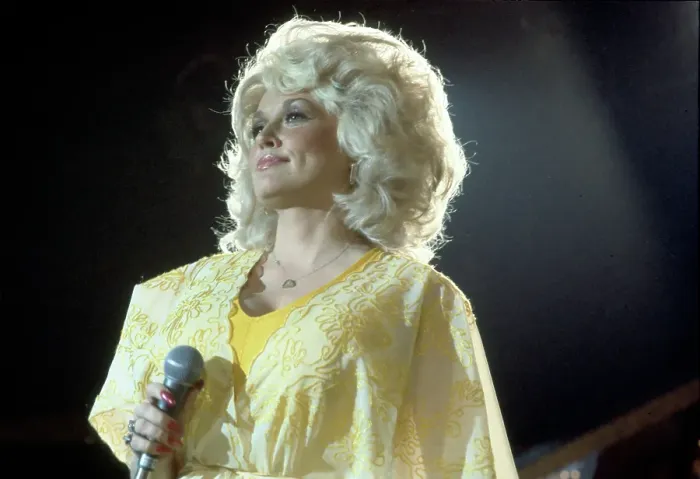 Framed Print : Dolly Performing In LA Framed Print : Dolly Performing In LA